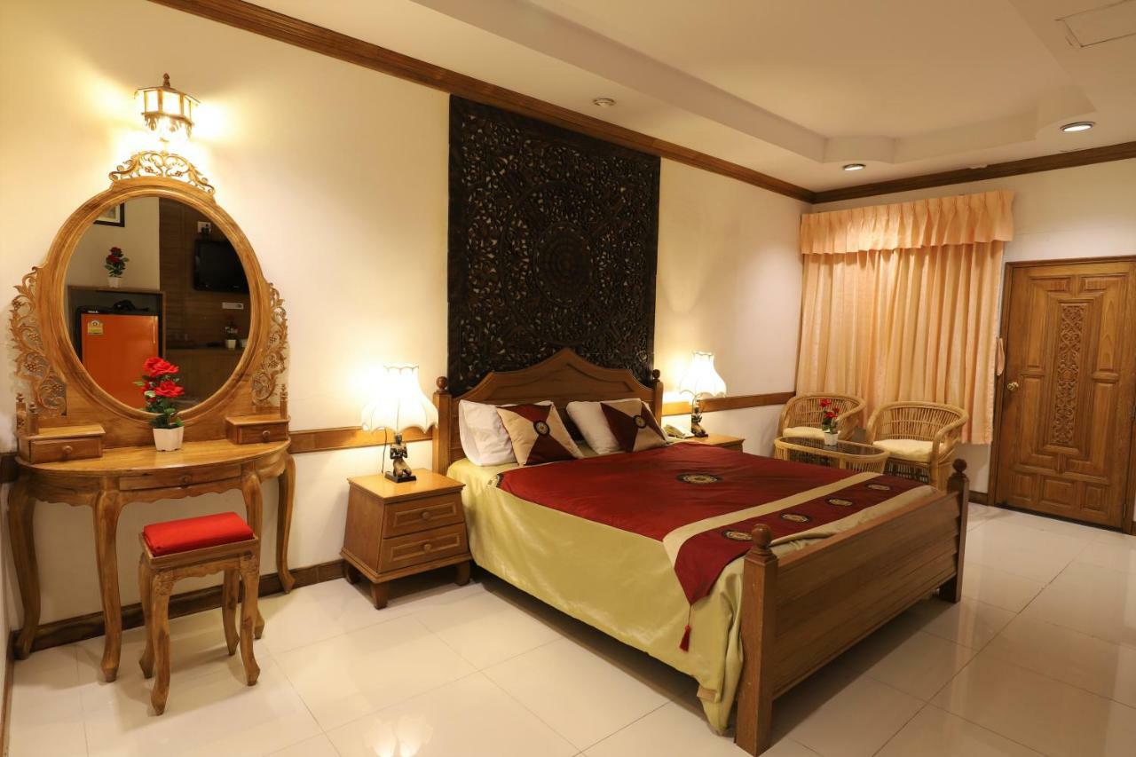 Right Spot Hotel Pattaya Luaran gambar